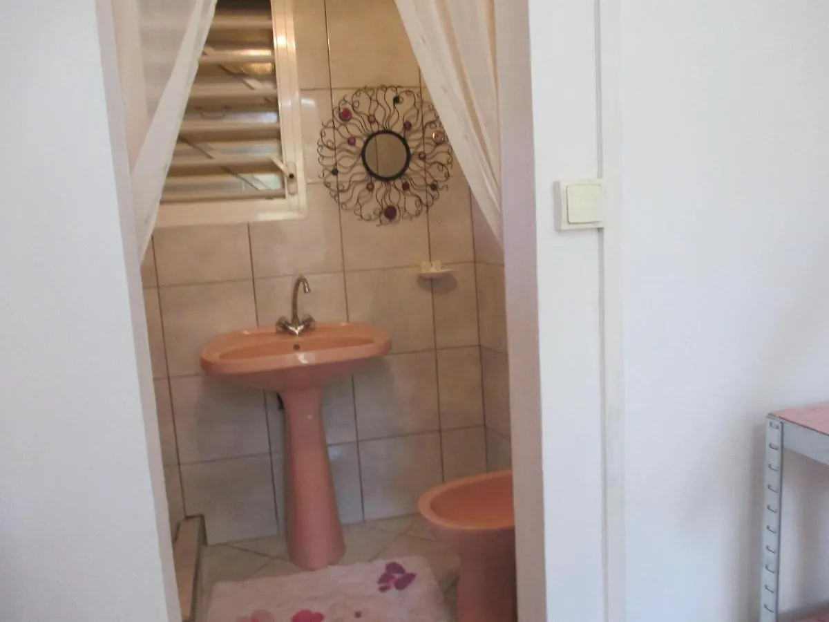 Studio 3 Pieces Sainte-Anne  Apartment